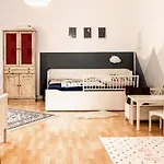 Family-Friendly Apartment In The Center Of Berlin